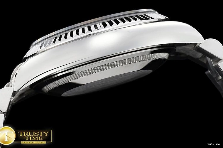 0726 SoftTouch RDD0214A – DayDate 36mm 681